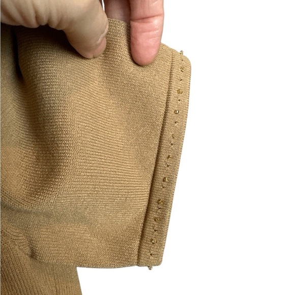 NWOT Alfred Dunner petite short sleeve crew neck embellished floral sweater - Picture 5 of 11